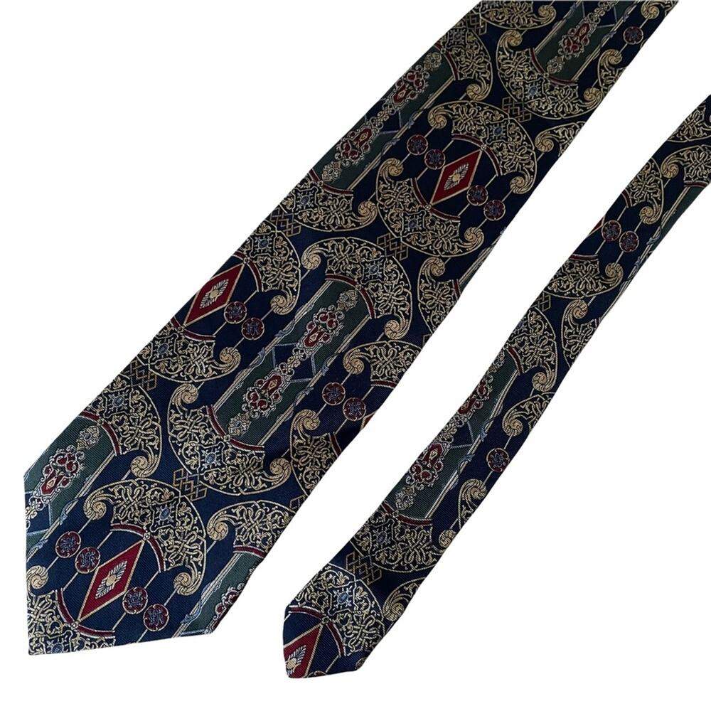 Bill Blass SIlk Tie Ornate Baroque Filigree Made in USA Navy Gold Red EUC